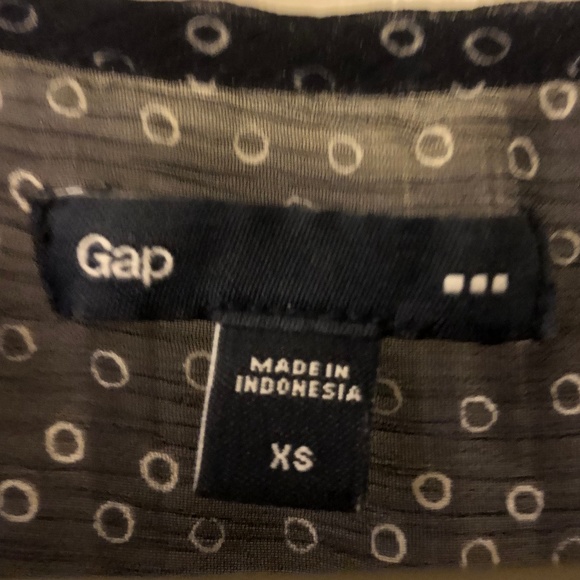 Flowy Gap Smock-Necked Sheer Blouse with Buttons - Picture 3 of 3